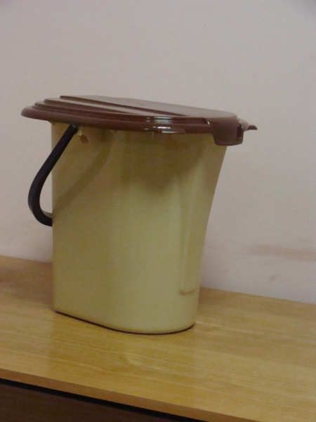  Ведро-туалет 19 литров пластмассовое (1/6) оптом